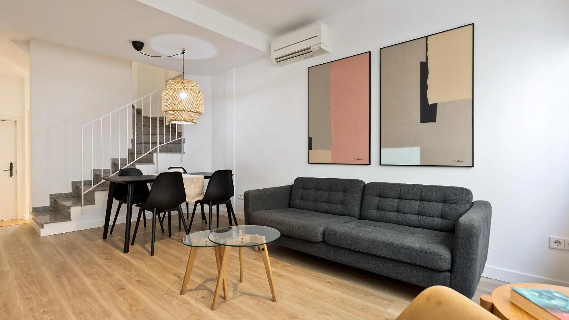 アパート Ola Living Poblenou Beach バルセロナ