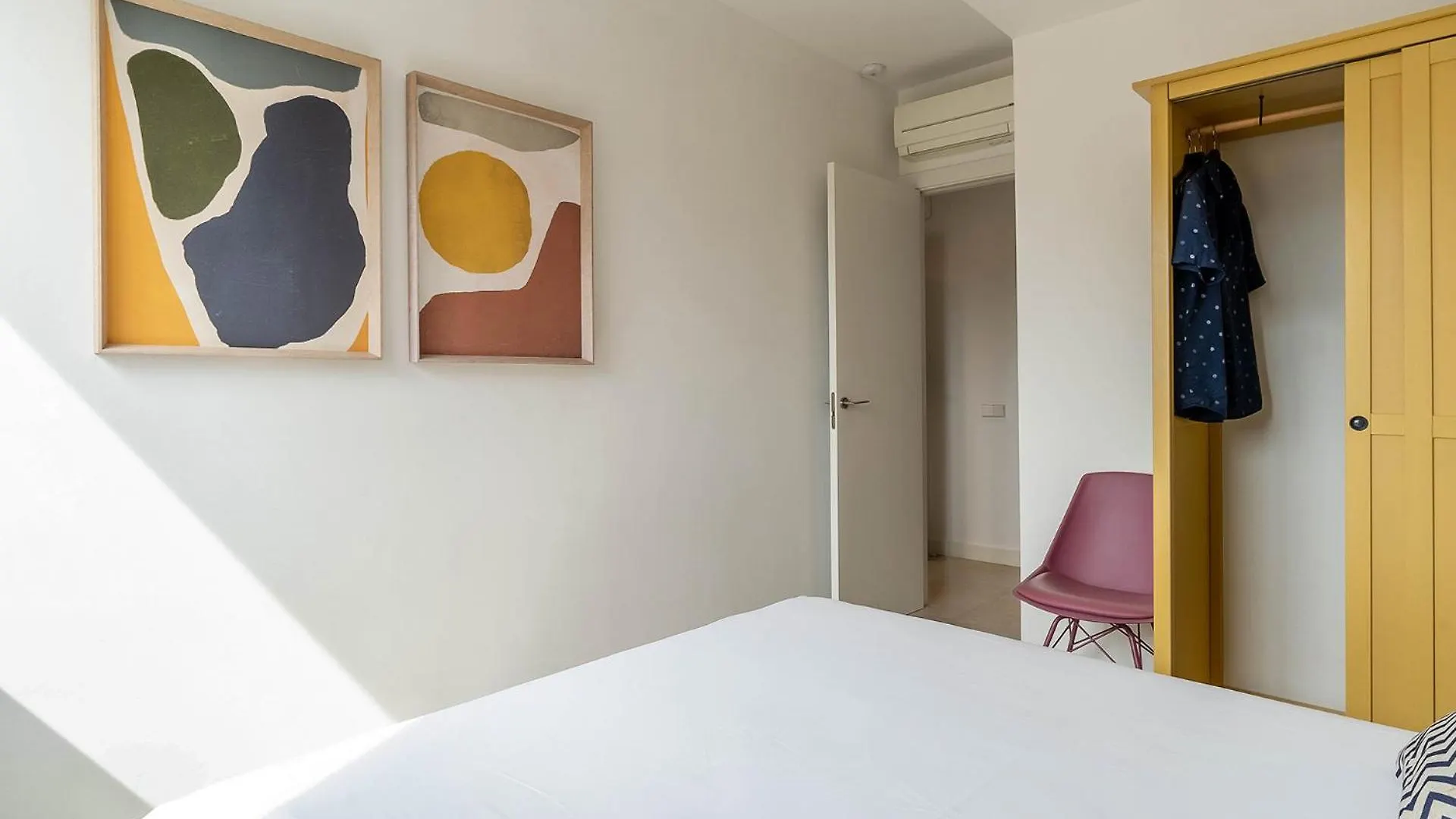 Ola Living Poblenou Beach Barcelona Apartment
