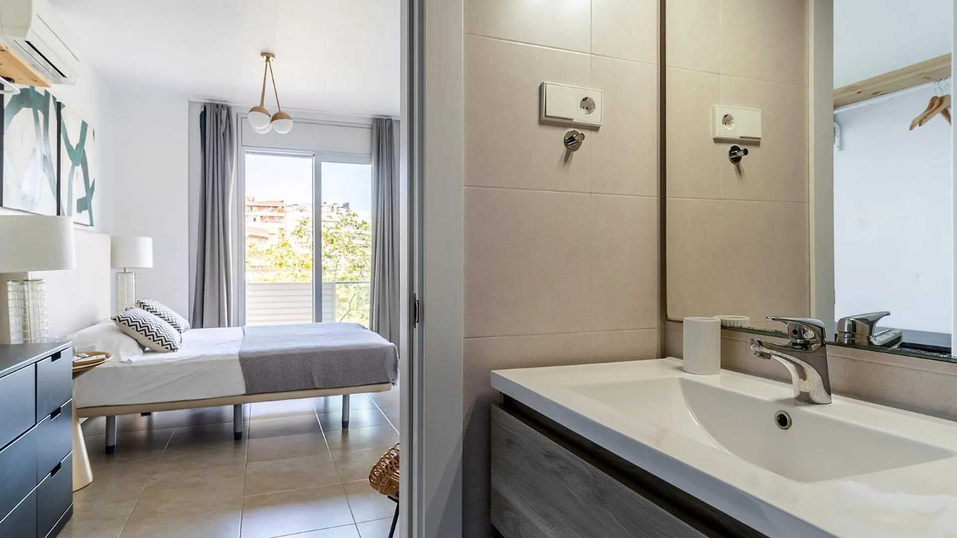 Ola Living Poblenou Beach 巴塞罗那 0*,